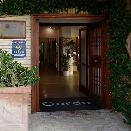 Hotel Lido Garda 3*
