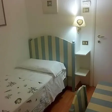 호텔 Lido Garda 안치오