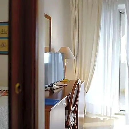Lido Garda Hotel Anzio